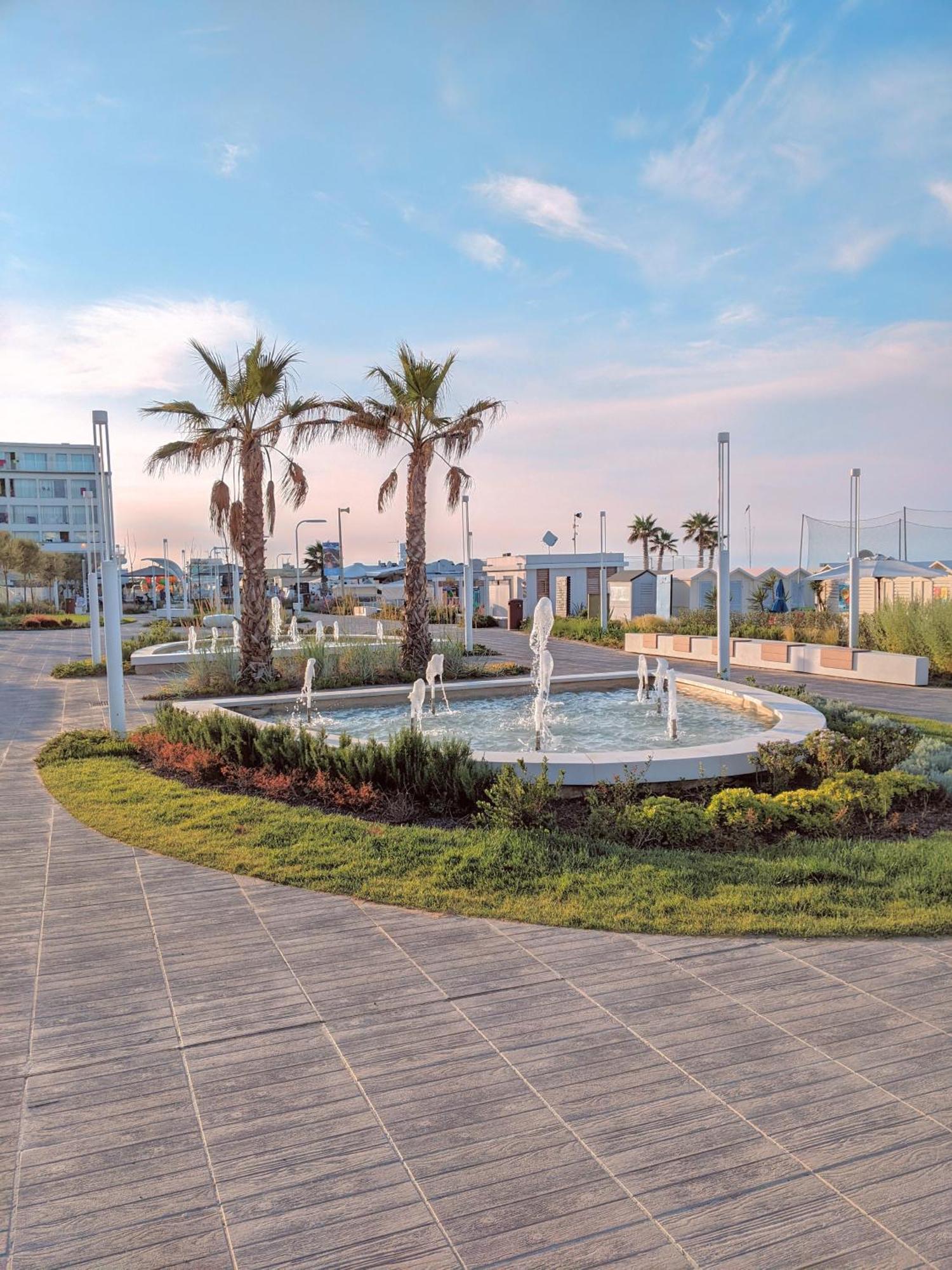 Appartamento A Riccione Con Balconcino Vista Mare Buitenkant foto